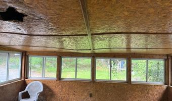 81 Sherwood Valley Ln, Coventry, RI 02816