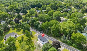1903 E APPLE CREEK Rd, Appleton, WI 54913