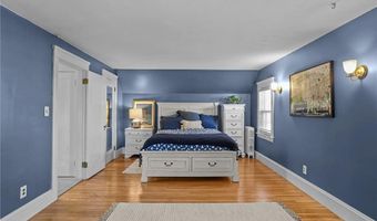 26 Keith Ave, Cranston, RI 02910