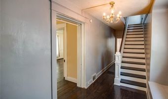 2425 Sanford Ave, Alton, IL 62002