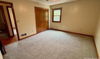 21 Ashwood Dr, Asheville, NC 28803