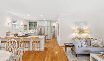 1711 Duke St, Beaufort, SC 29902