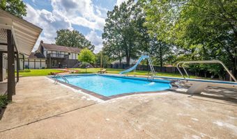 827 CREEK Trl, Anniston, AL 36206