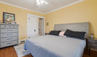 104 Highland Ave, Allegan, MI 49010