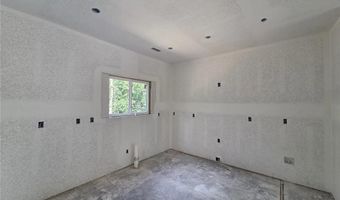 28 Lockhart Dr, Bella Vista, AR 72715