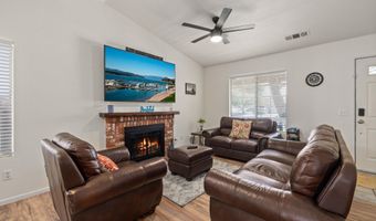 10852 Bonanza Rd, Adelanto, CA 92301