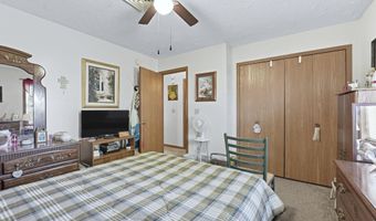 606 DeKalb Ave, Auburn, IN 46706