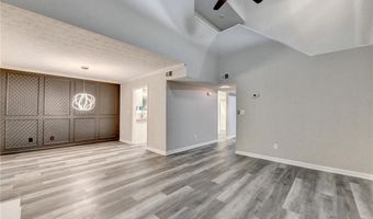 6221 Willow Run Rd, Peachtree Corners, GA 30092