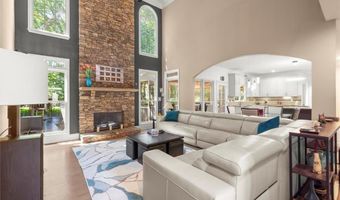 4020 Walnut Creek Trl, Alpharetta, GA 30005