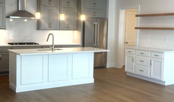 4 Longview Dr 403, Atkinson, NH 03811