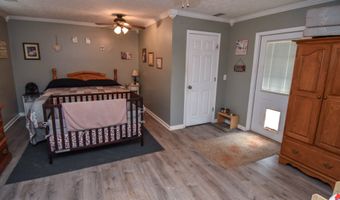 1579 Van Buren Rd, Barnesville, GA 30204