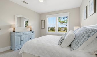 1747 MARITIME OAK Dr, Atlantic Beach, FL 32233