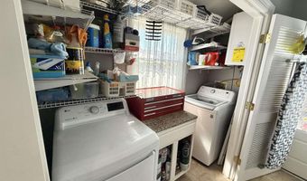 210 Fernwood Dr, Bayville, NJ 08721