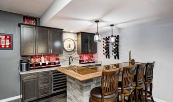 2245 Meadow Crk, Avon, IN 46123