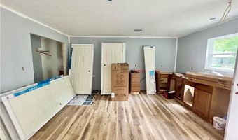 339 S Oak St, Austin, IN 47102