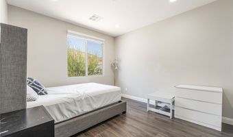 6472 Farness St, Las Vegas, NV 89135