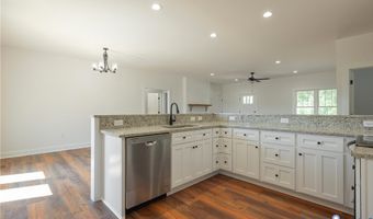 213 Berkley St, Ashland, VA 23005