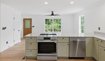 5109 Howardsville Rd, Apison, TN 37302