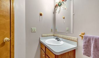 952 Three Rod Rd, Alden, NY 14004