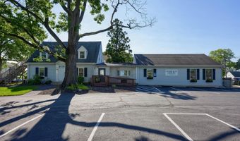 101 S 7TH St, Akron, PA 17501