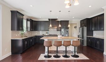 3801 Hickory Manor Dr, Apex, NC 27539
