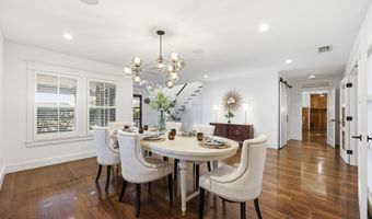 698 BEACH Ave, Atlantic Beach, FL 32233