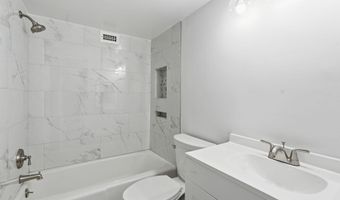 4600 S FOUR MILE RUN Dr 613, Arlington, VA 22204