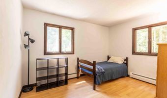 54 New London Dr, Barnstead, NH 03225
