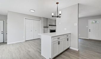 156 Hinrichs Ln, Arnold, MO 63010