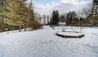 179 Steadwell Rd, Amsterdam, NY 12010