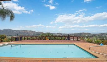 2387 Country Heights Rd, Escondido, CA 92026