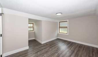 957 W Hunt Rd, Alcoa, TN 37701