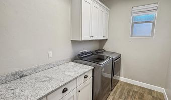 1211 Miehls Dr, Carlsbad, NM 88220