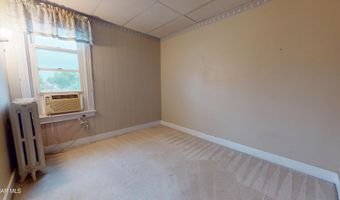 892 30th St, Altoona, PA 16601