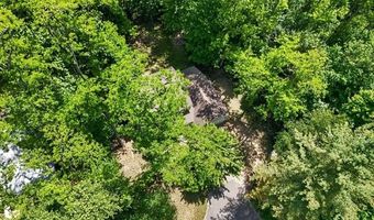 15129 Locust Grove Dr, Argentine, MI 48418