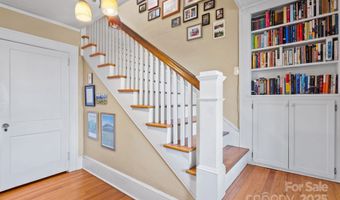 123 Westwood Rd, Asheville, NC 28804