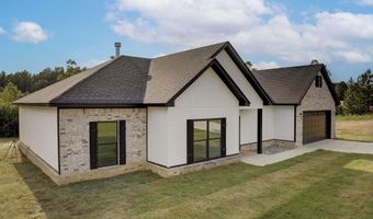 1068 Creekwood Cir, Bauxite, AR 72011