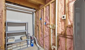 7035 KINGS MANOR Dr, Alexandria, VA 22315