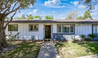 810 E Washington Ave E, Escondido, CA 92025