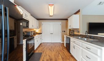 1641 White Oak Cir, Benton, AR 72019