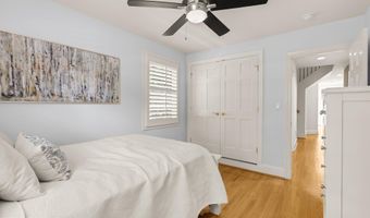 5606 WILSON Ln, Bethesda, MD 20814
