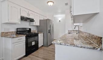 14291 Rosemary Cir, Armona, CA 93202