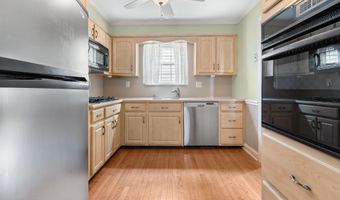 149 9th St, Belford, NJ 07718
