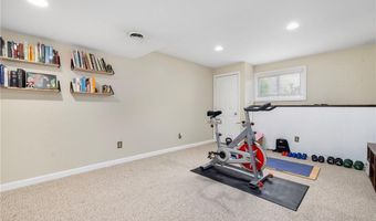11 Nichole Ln, Coventry, RI 02816