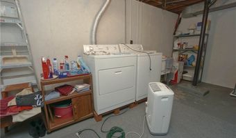 1109 E 18th St, Ashtabula, OH 44004