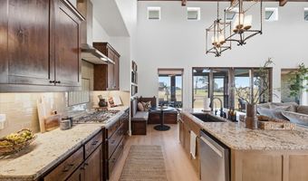 570 S Point Ct, Aledo, TX 76008