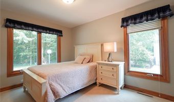 23 Forrester Ct, Amherst, NY 14228