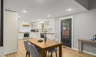 19230 SW PROSPECT Pl, Beaverton, OR 97078