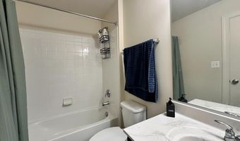 22611 WINDSOR LOCKS Sq, Ashburn, VA 20148