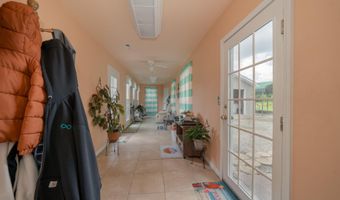 7566 Section Line Rd, Albertville, AL 35950
